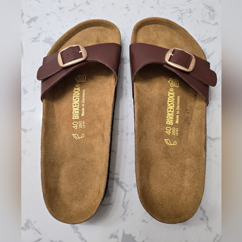BIRKENSTOCK Slide Sandals with Gold Buckle - Picture 7 of 7
